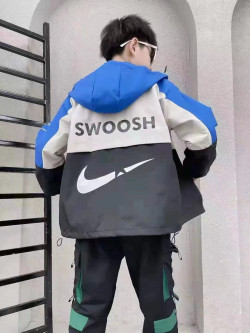 Nike SWOOSH Windcheater for kids